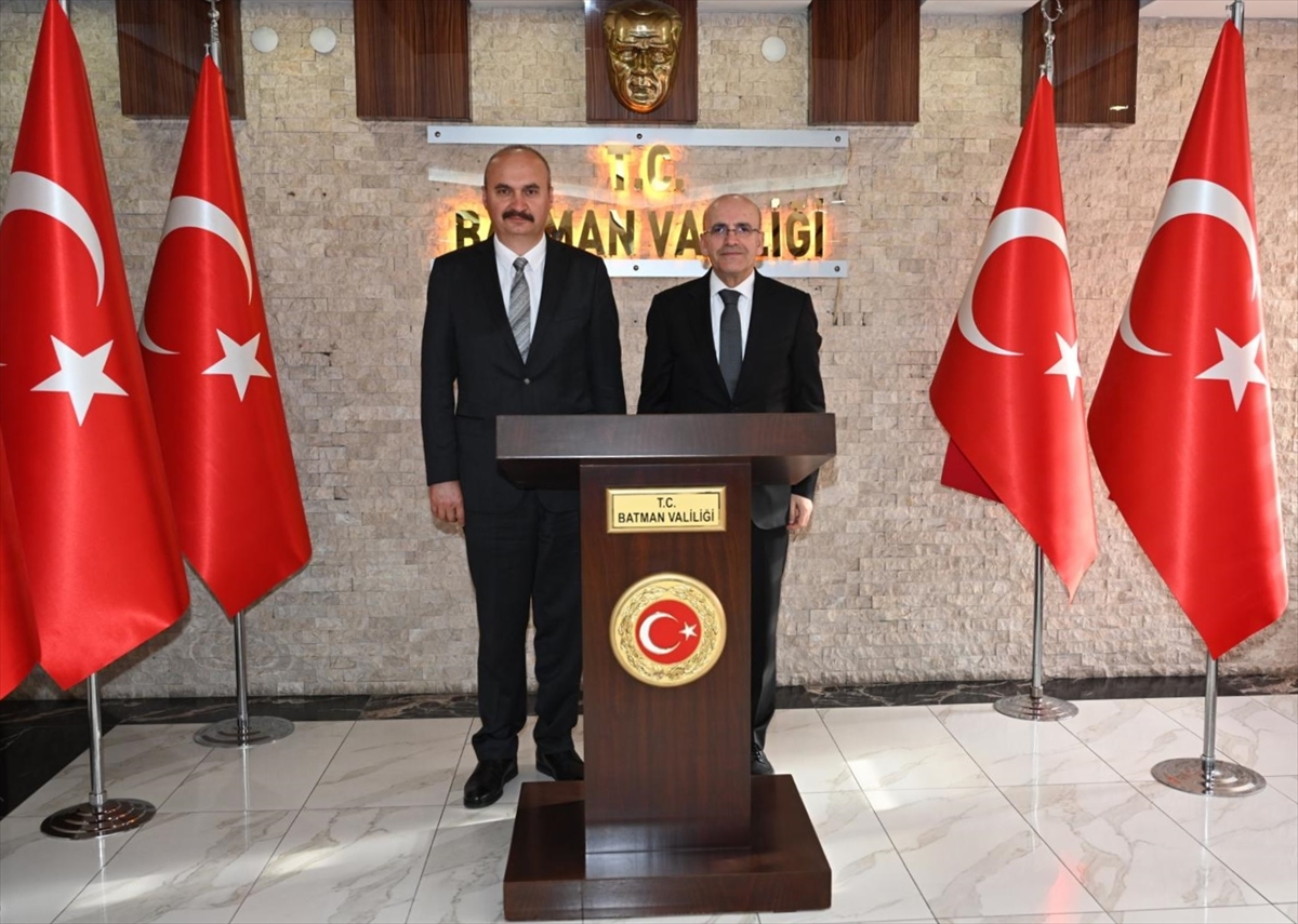 Hazine ve Maliye Bakanı Mehmet Şimşek Batman'da ziyaretlerde bulundu