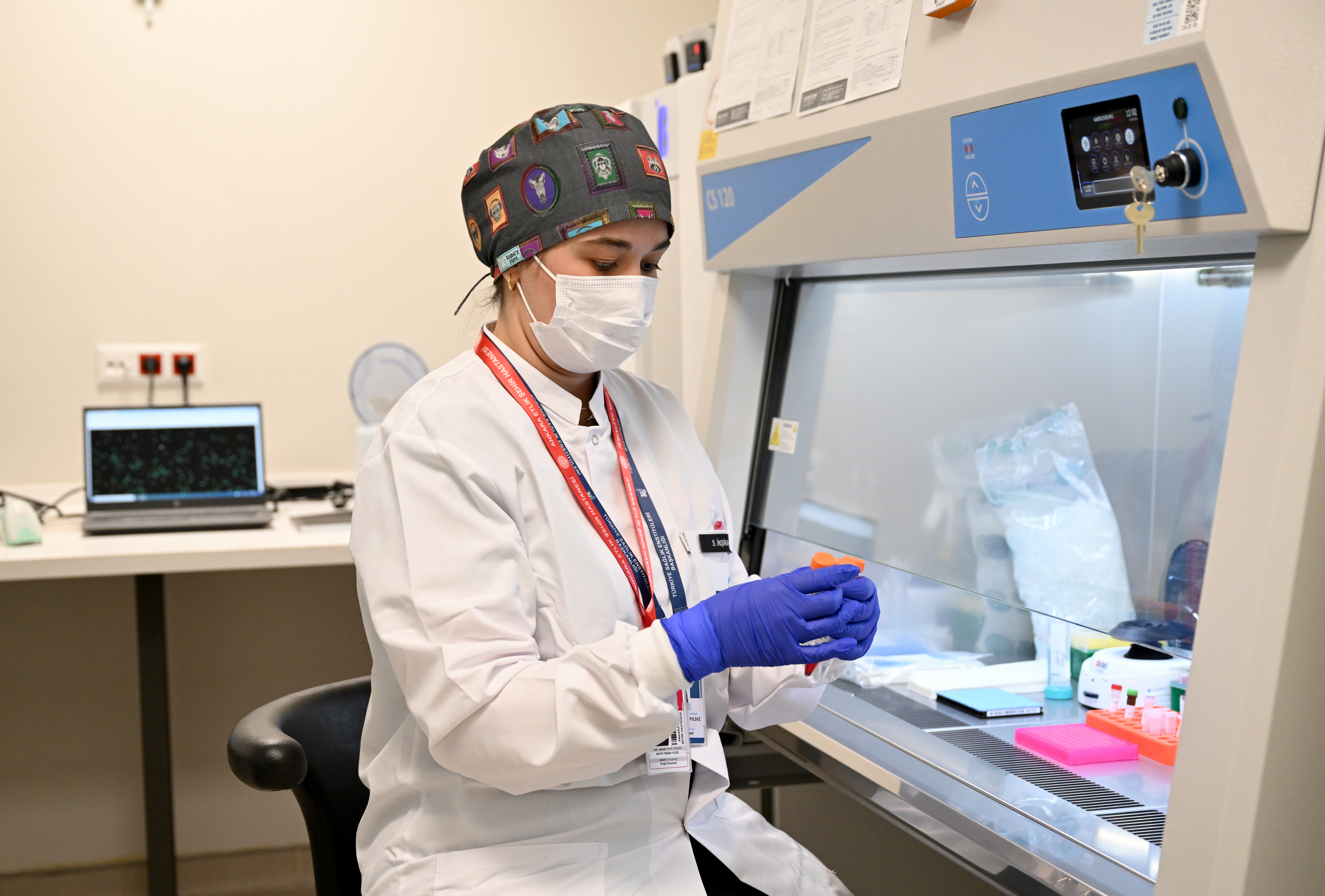 Türkiye'de kan kanseri hastaları için 'hücre' tedavisi dönemi başladı