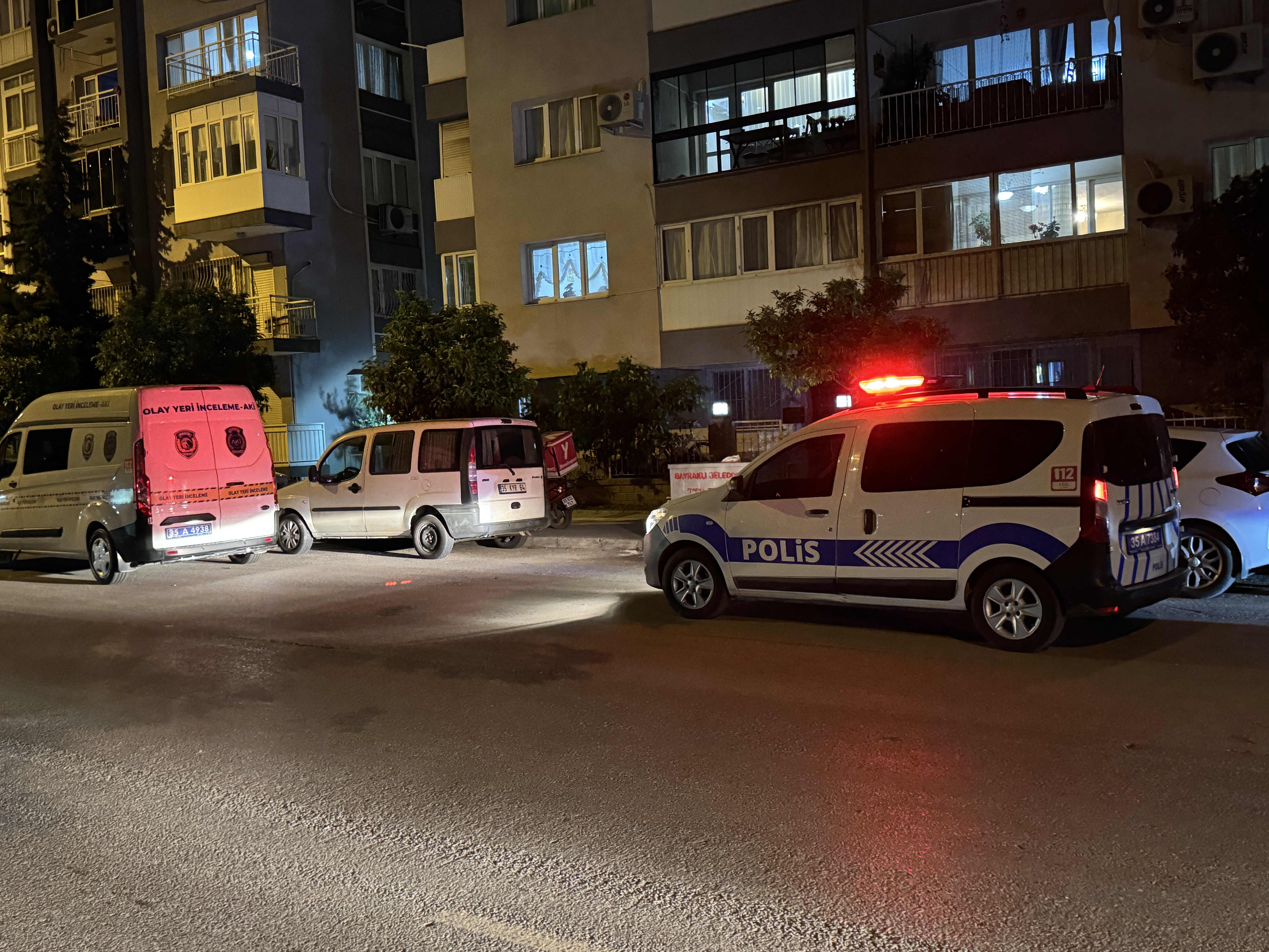 İzmir'de oğlunu bıçaklayarak öldüren zanlı gözaltına alındı